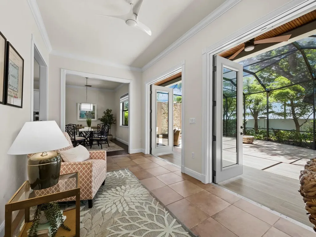 1884 Grove Street Sarasota FL 34239