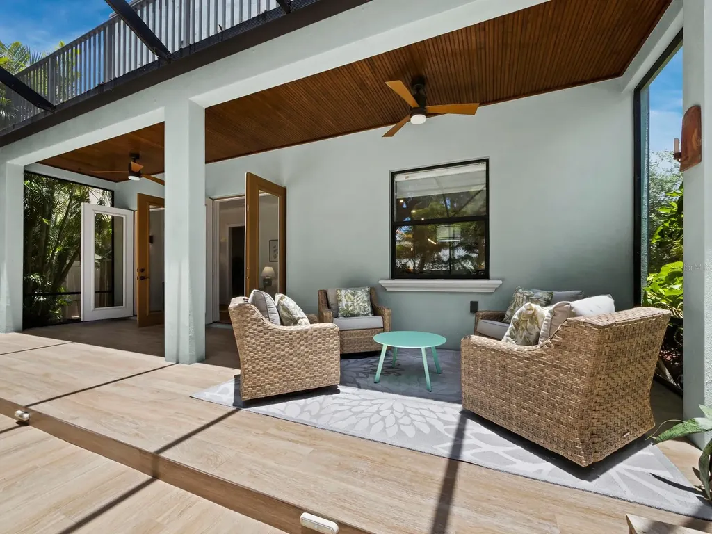 1884 Grove Street Sarasota FL 34239