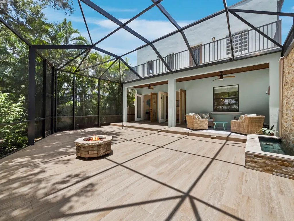 1884 Grove Street Sarasota FL 34239