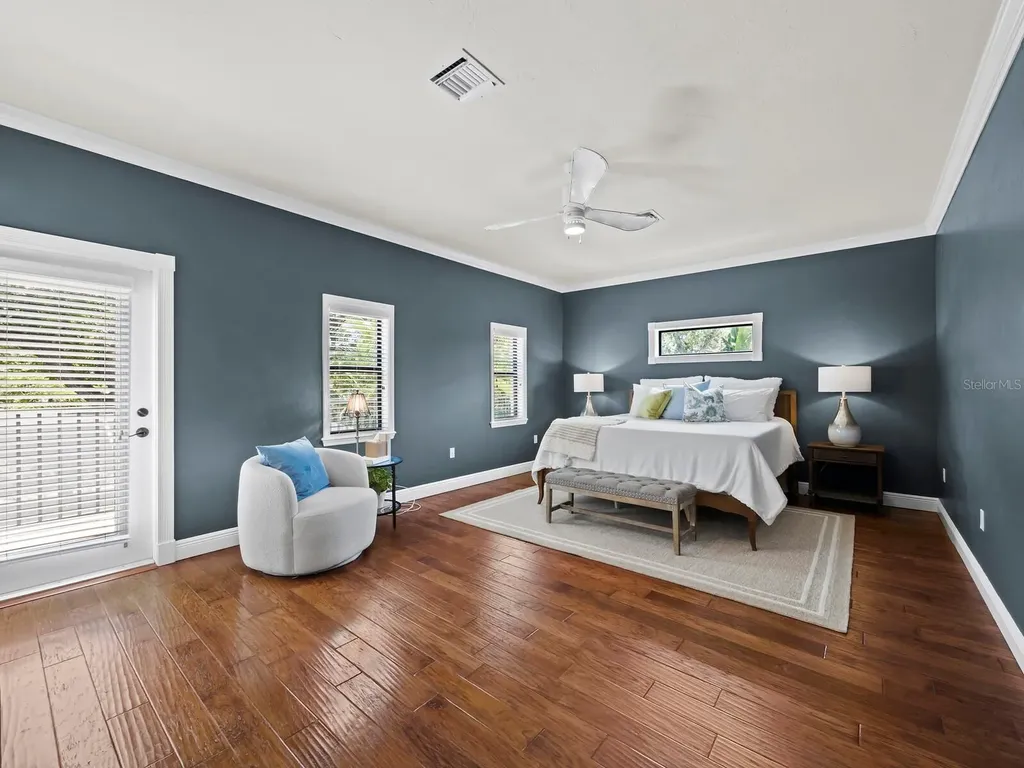 1884 Grove Street Sarasota FL 34239