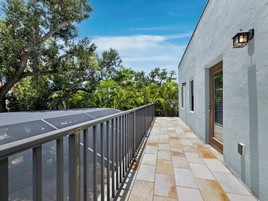 1884 Grove Street Sarasota FL 34239