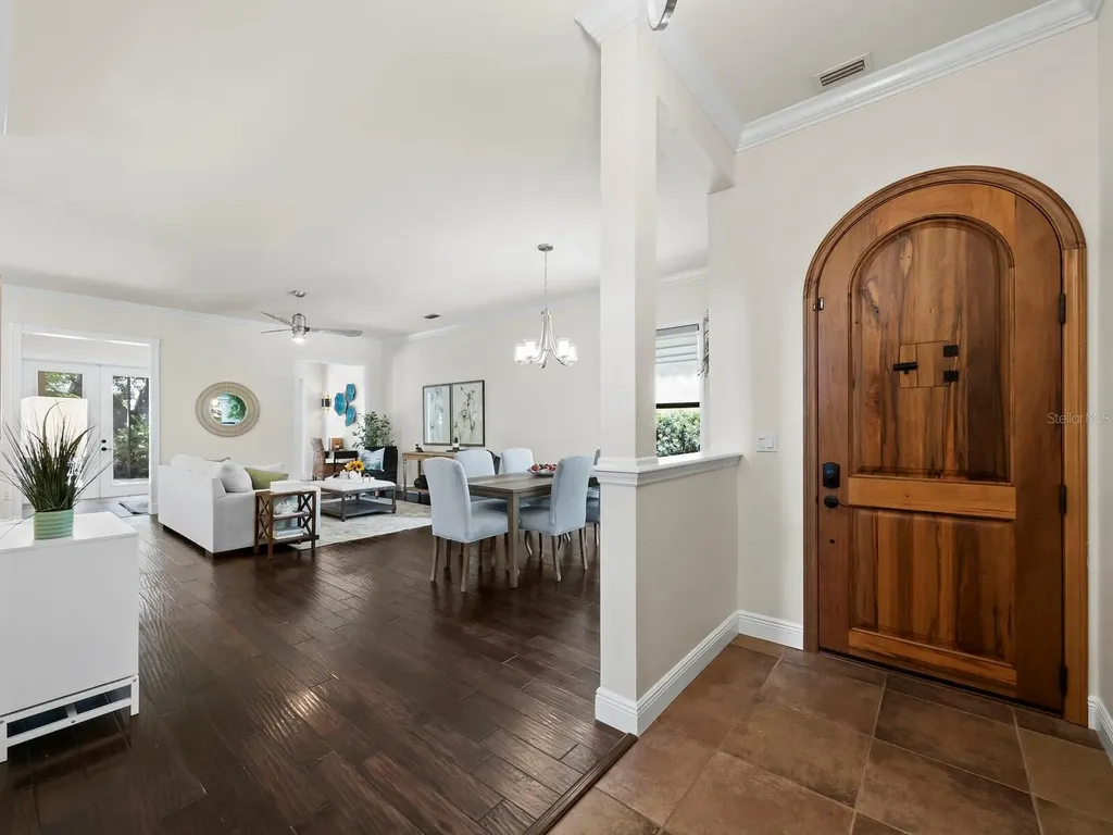 1884 Grove Street Sarasota FL 34239