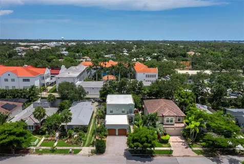 1884 Grove Street Sarasota FL 34239