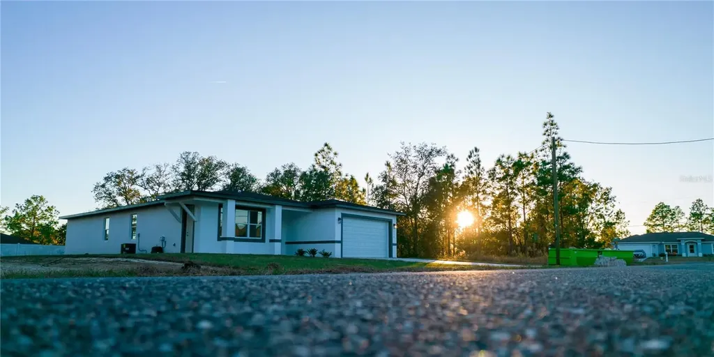 10034 N Darwin Way Citrus Springs FL 34434