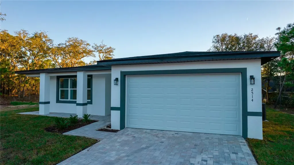 10034 N Darwin Way Citrus Springs FL 34434