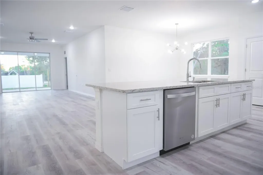 10034 N Darwin Way Citrus Springs FL 34434