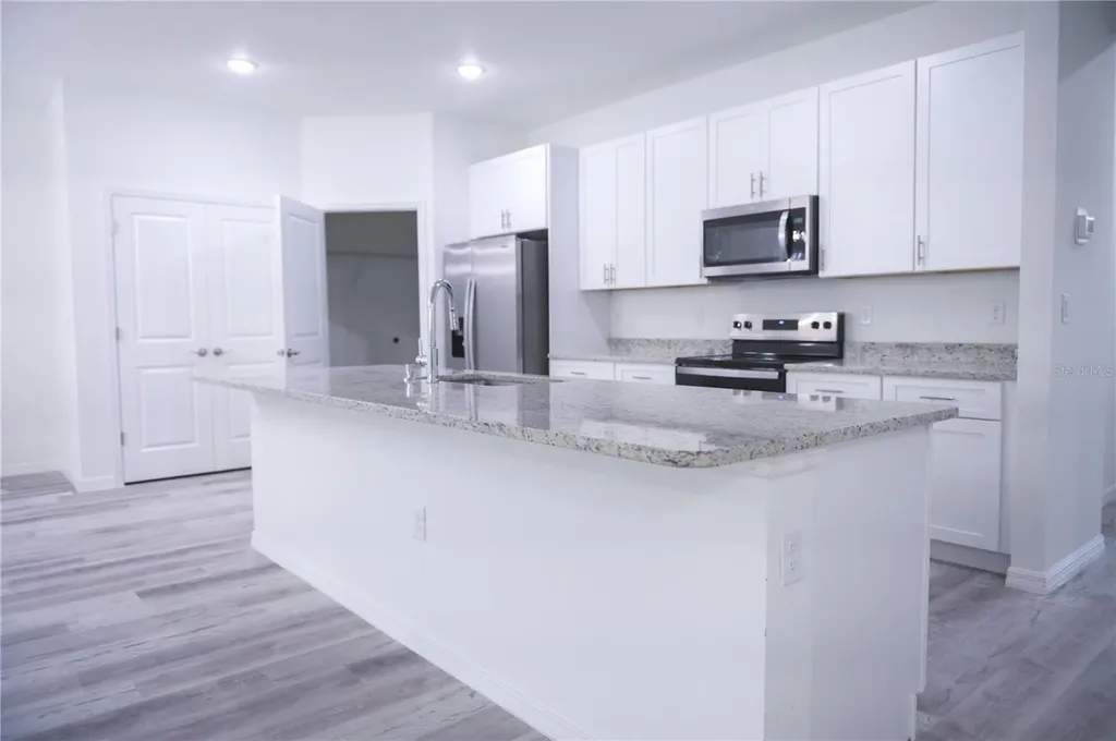 10034 N Darwin Way Citrus Springs FL 34434