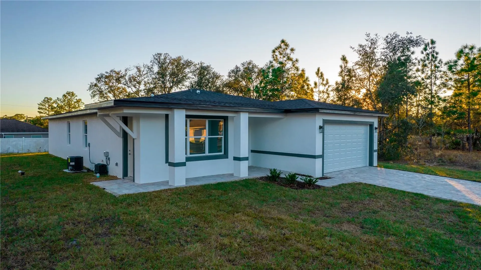 10034 N Darwin Way Citrus Springs FL 34434