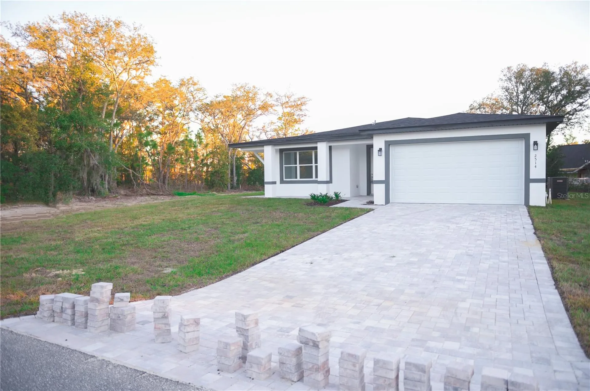 10034 N Darwin Way Citrus Springs FL 34434