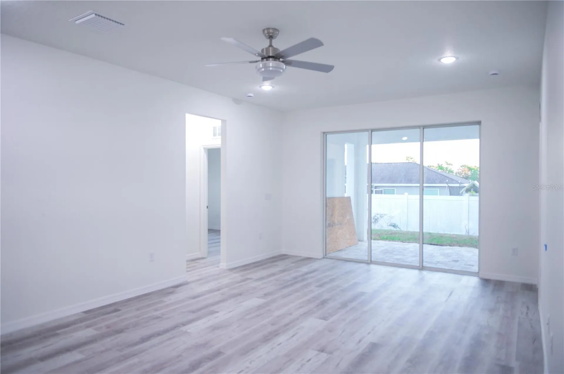 10034 N Darwin Way Citrus Springs FL 34434