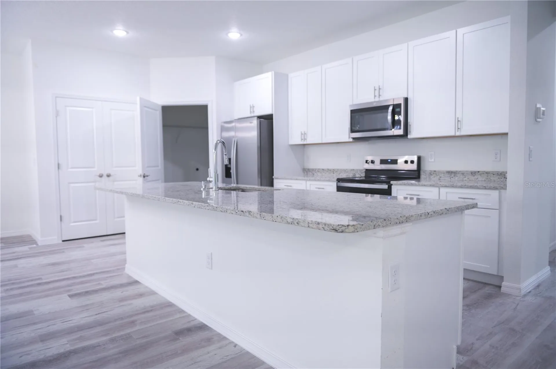 10034 N Darwin Way Citrus Springs FL 34434