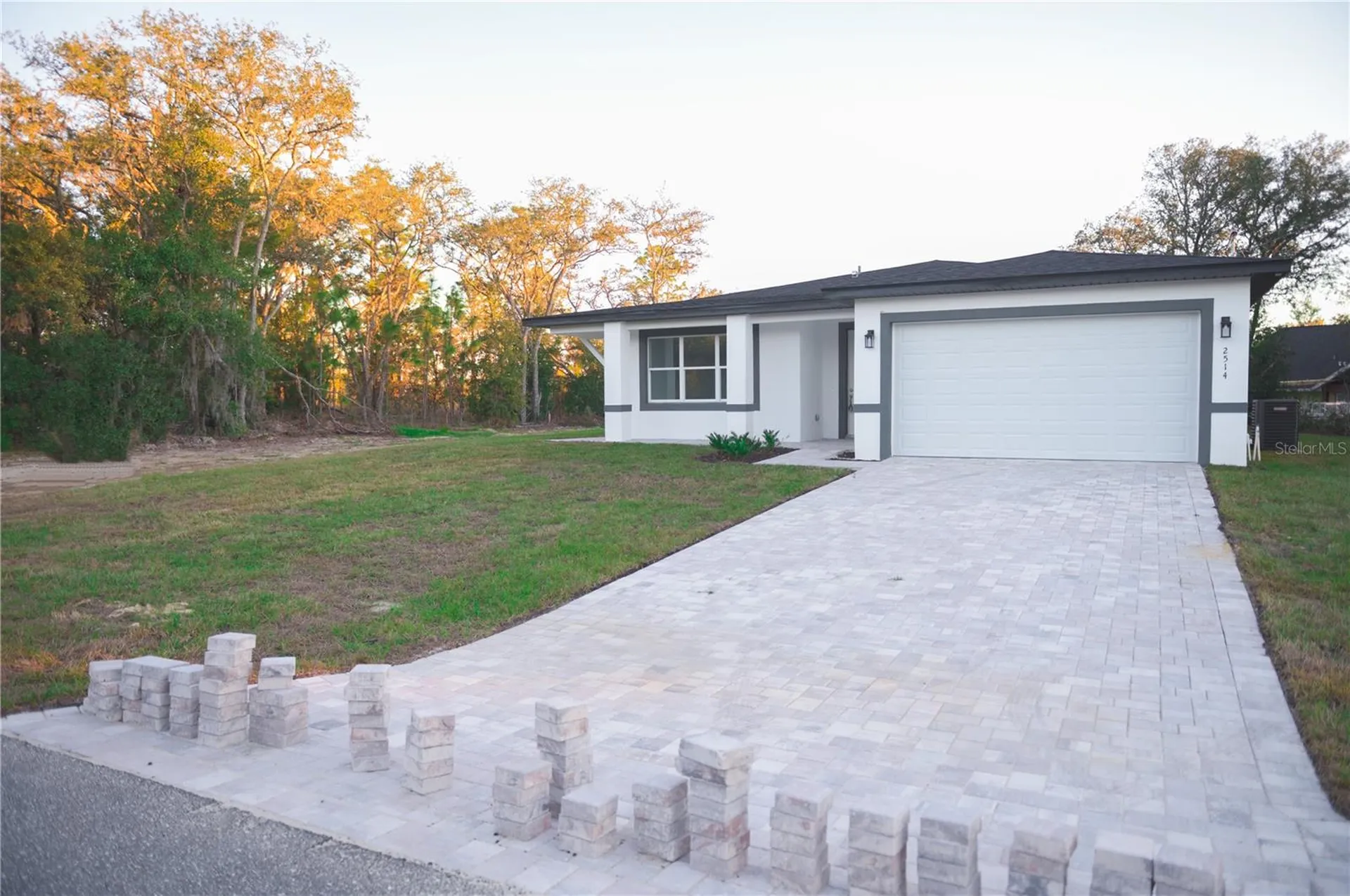 10034 N Darwin Way Citrus Springs FL 34434