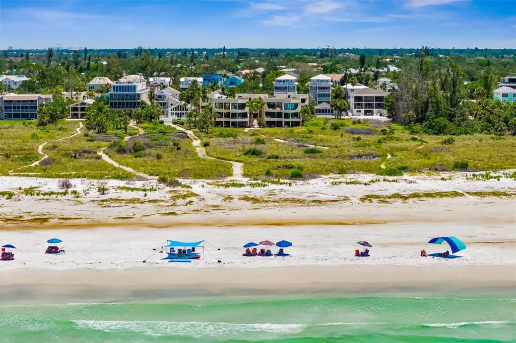 546A Beach Road Sarasota FL 34242