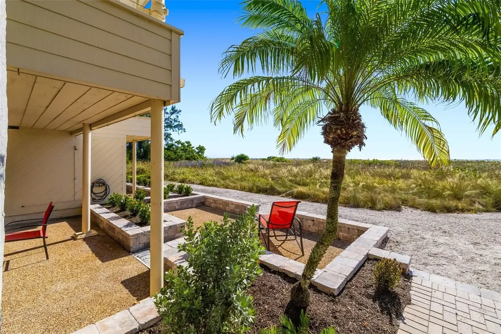 546A Beach Road Sarasota FL 34242