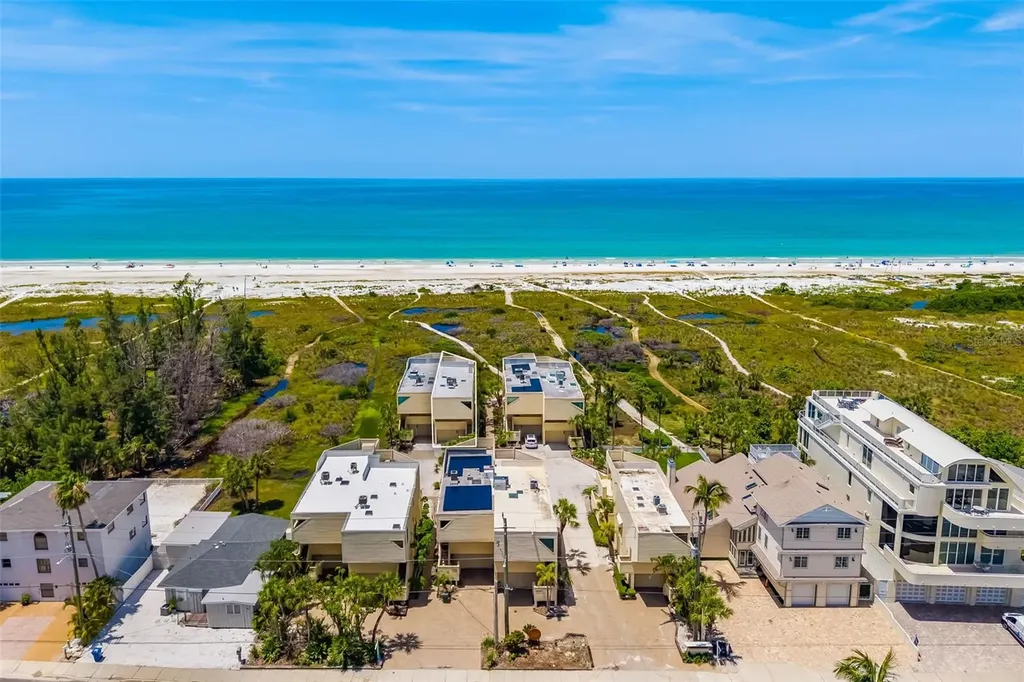 546A Beach Road Sarasota FL 34242