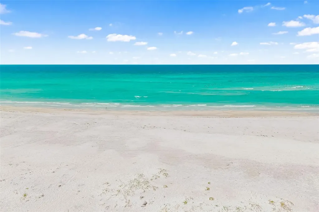 546A Beach Road Sarasota FL 34242