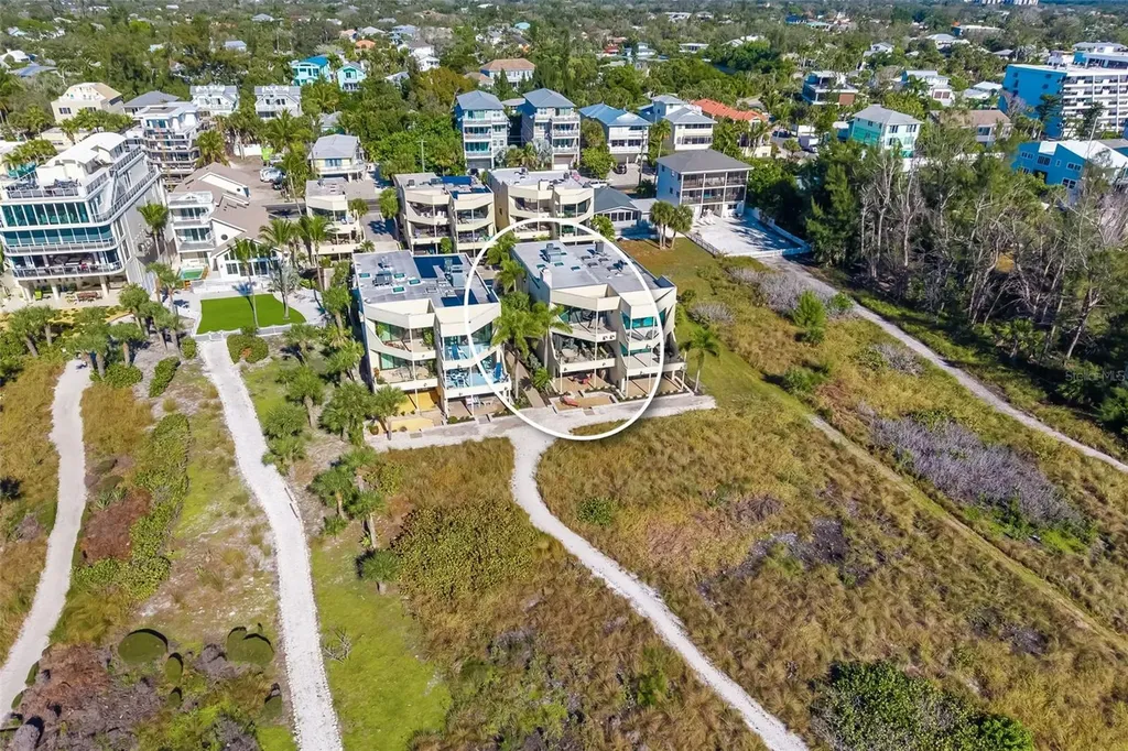 546A Beach Road Sarasota FL 34242