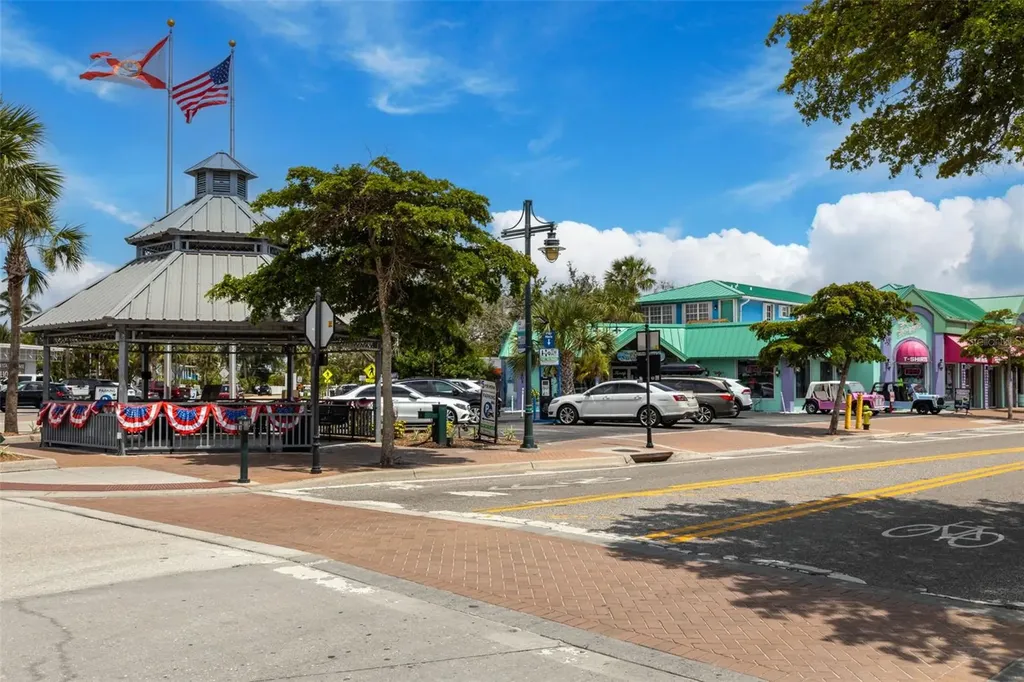 546A Beach Road Sarasota FL 34242