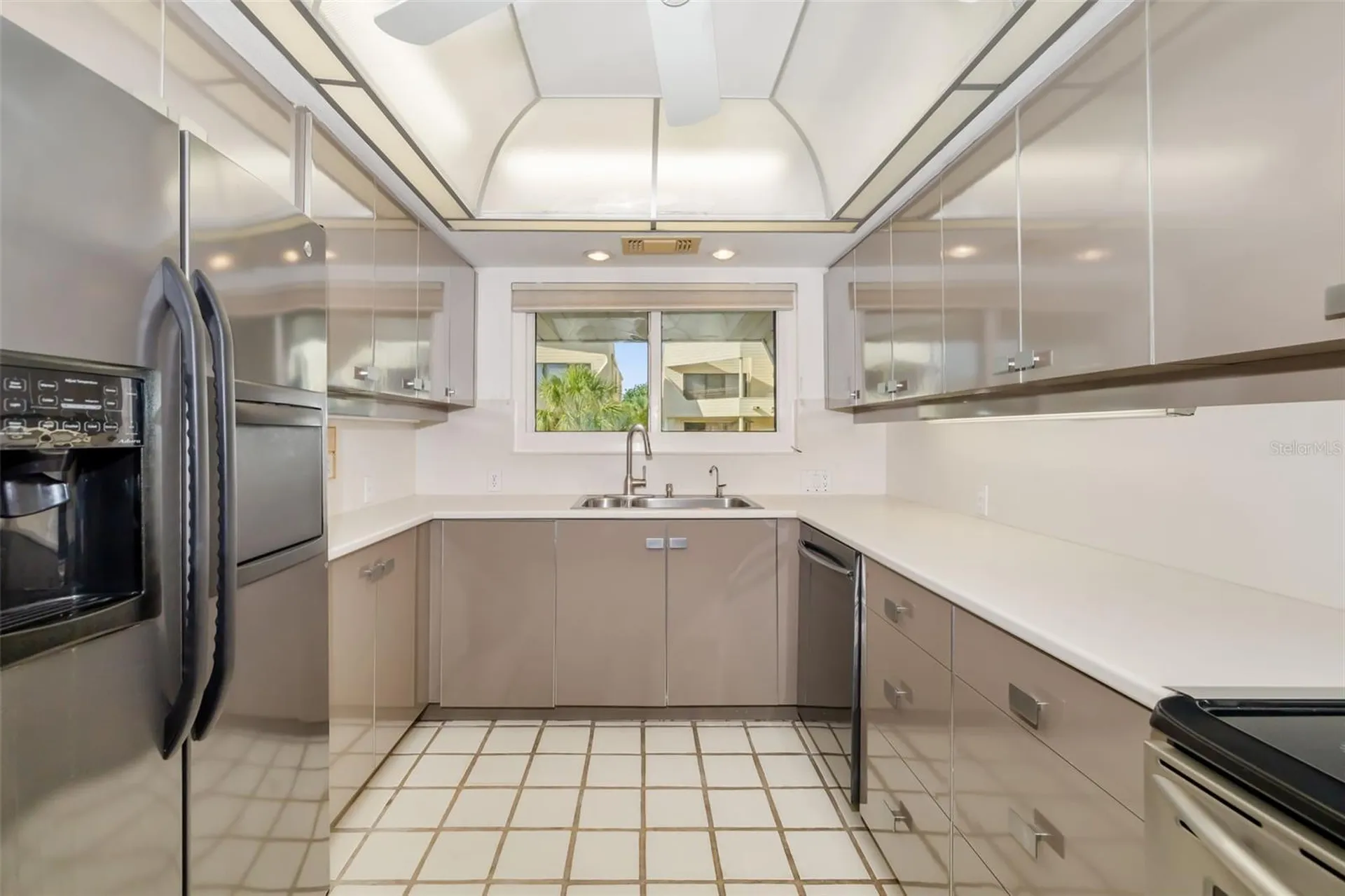 546A Beach Road Sarasota FL 34242