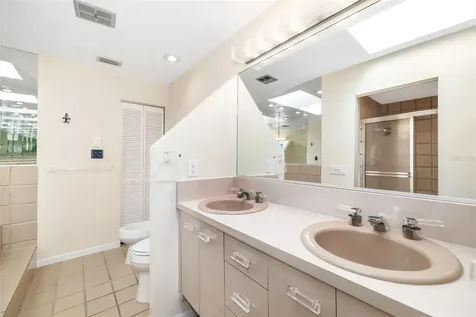 546A Beach Road Sarasota FL 34242