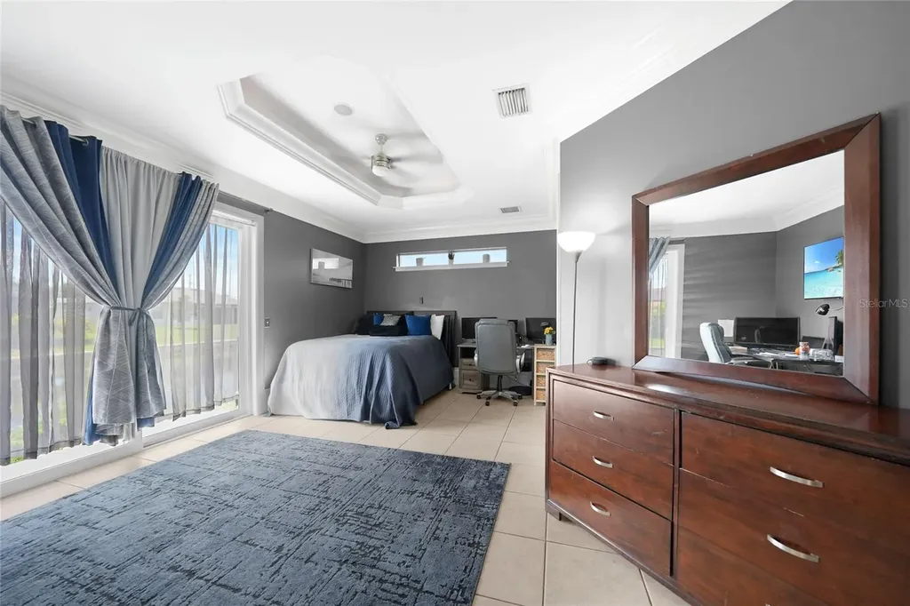 118 SW 21st Terrace Cape Coral FL 33991