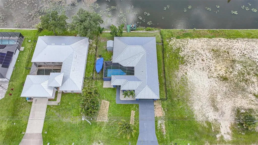 118 SW 21st Terrace Cape Coral FL 33991