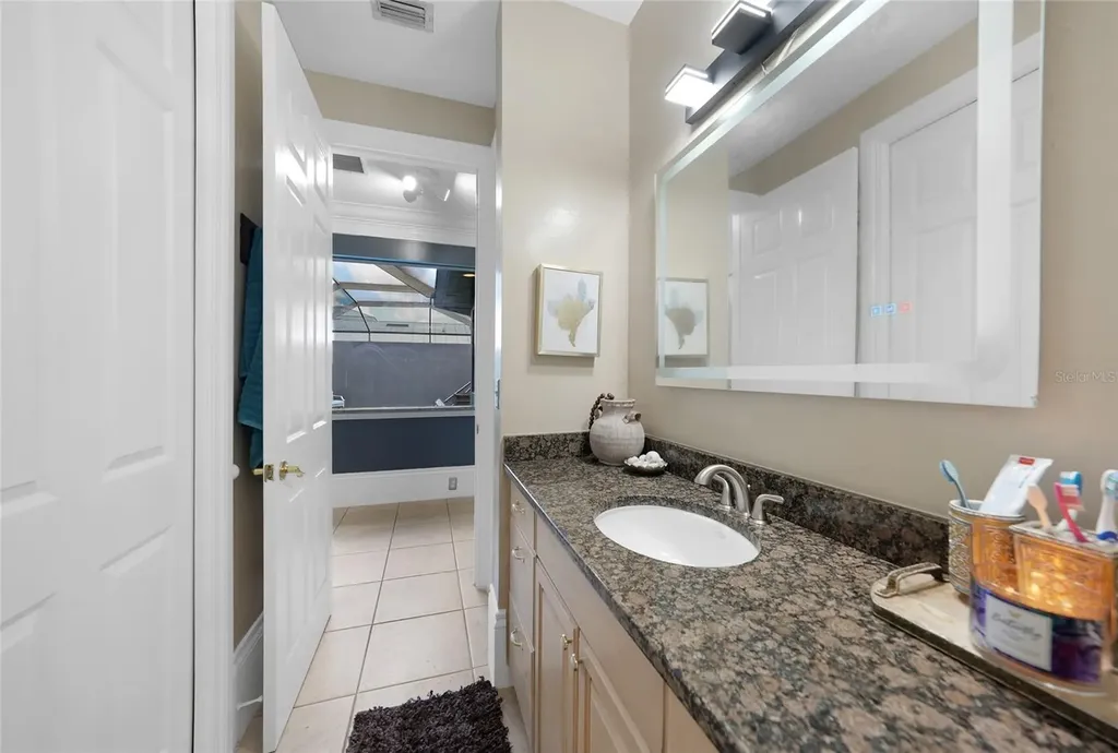 118 SW 21st Terrace Cape Coral FL 33991