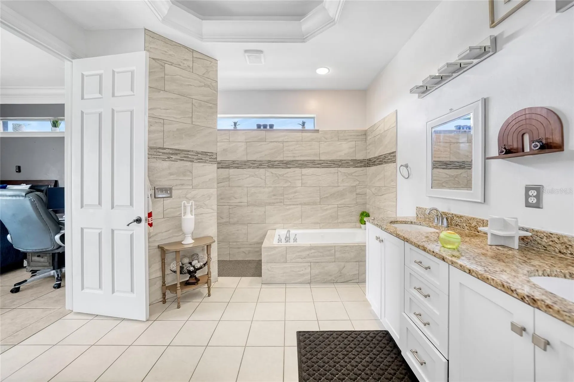 118 SW 21st Terrace Cape Coral FL 33991