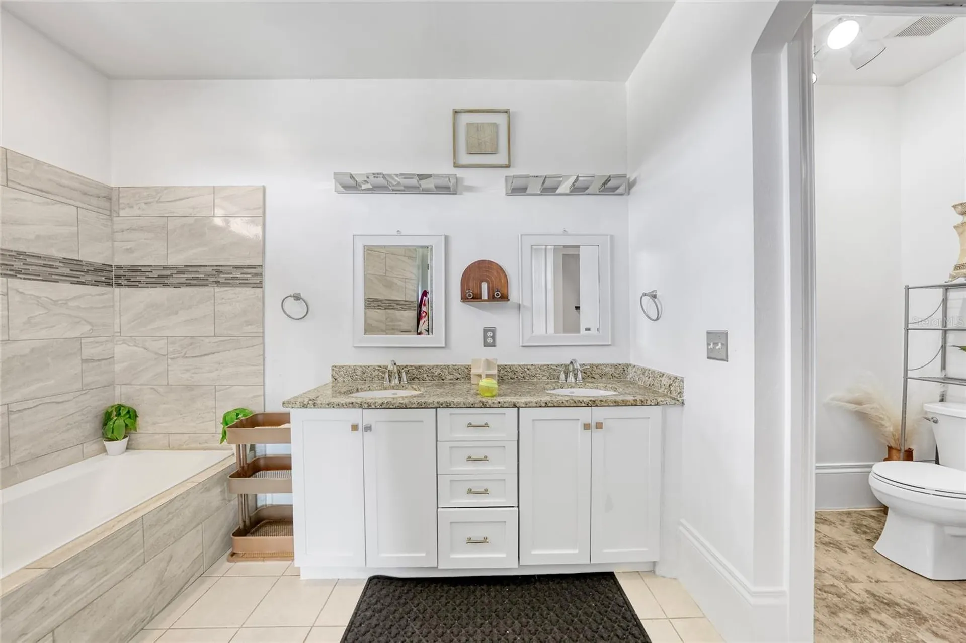 118 SW 21st Terrace Cape Coral FL 33991