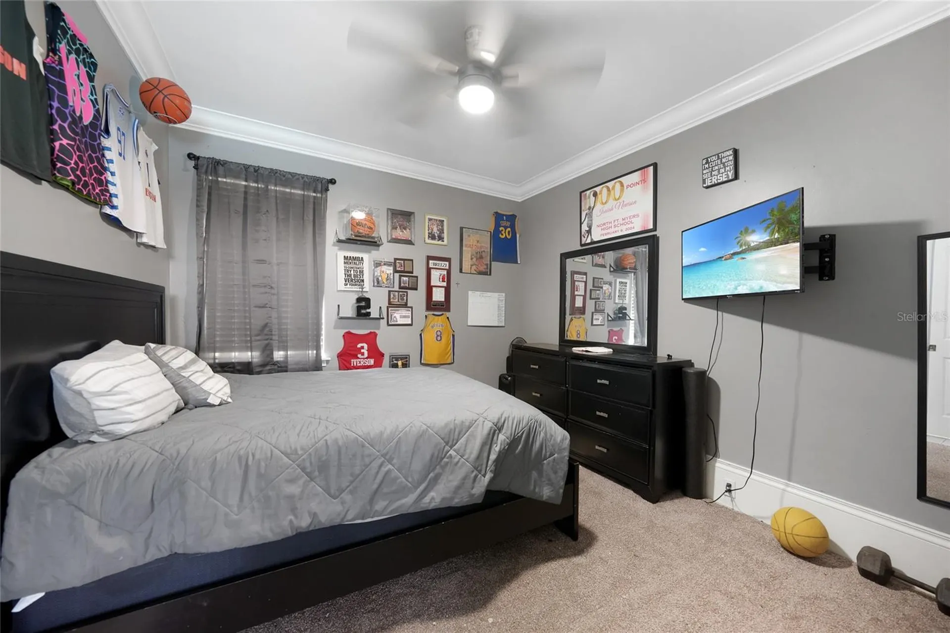 118 SW 21st Terrace Cape Coral FL 33991