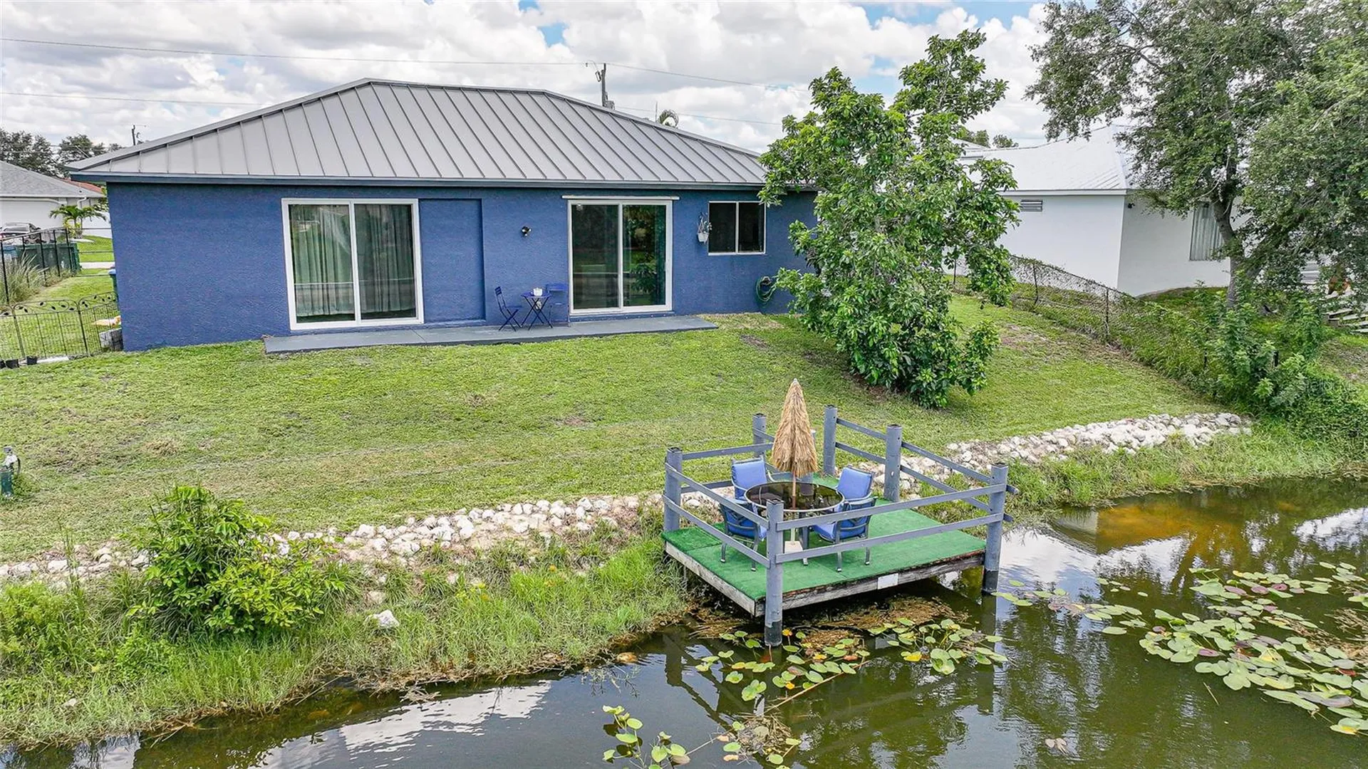 118 SW 21st Terrace Cape Coral FL 33991