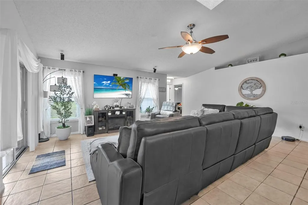 973 Radford Drive Deltona FL 32738