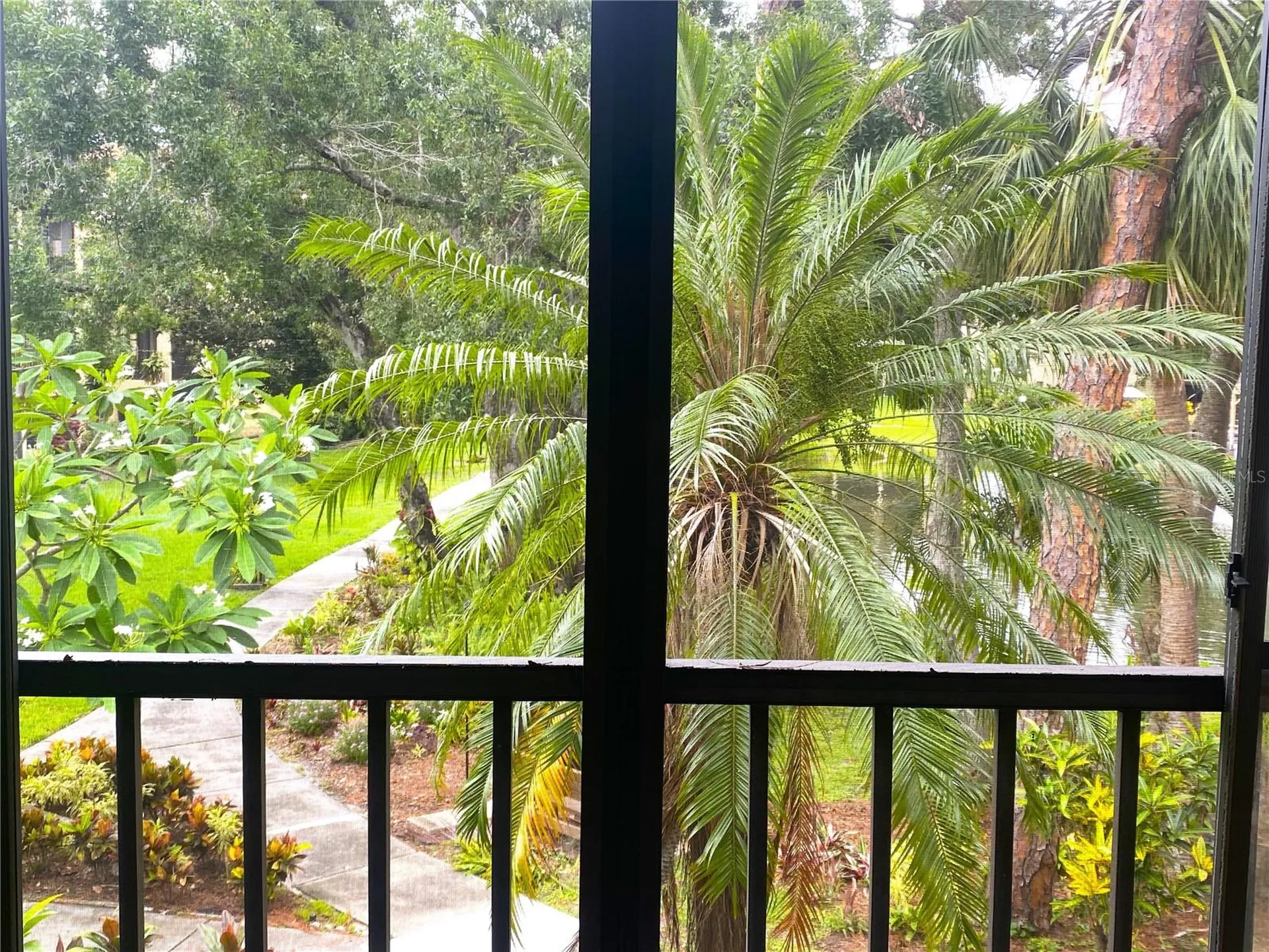 425 30th Avenue W Bradenton FL 34205