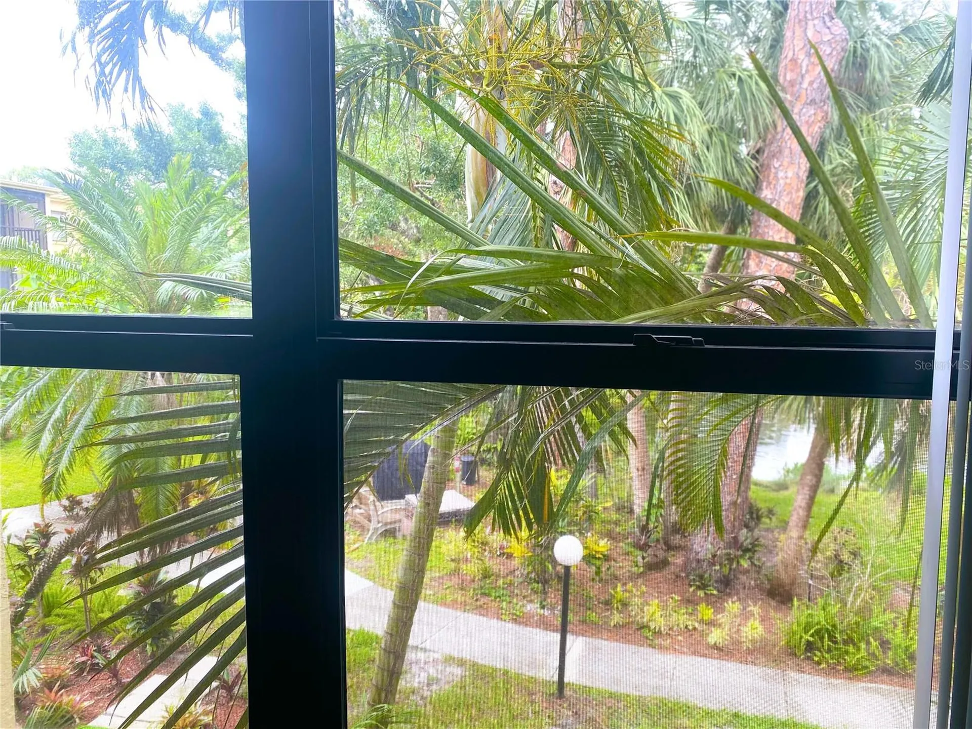 425 30th Avenue W Bradenton FL 34205