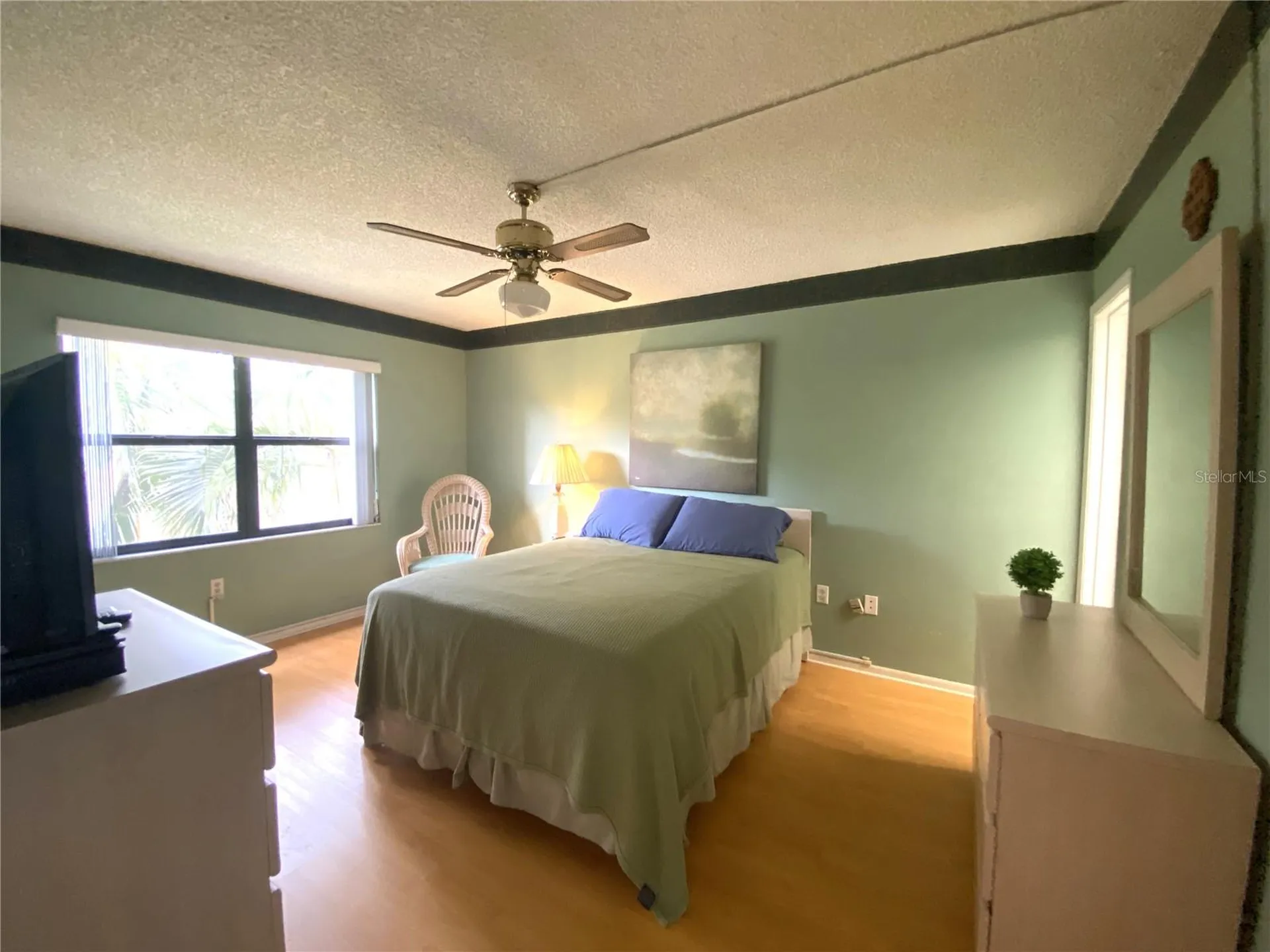 425 30th Avenue W Bradenton FL 34205