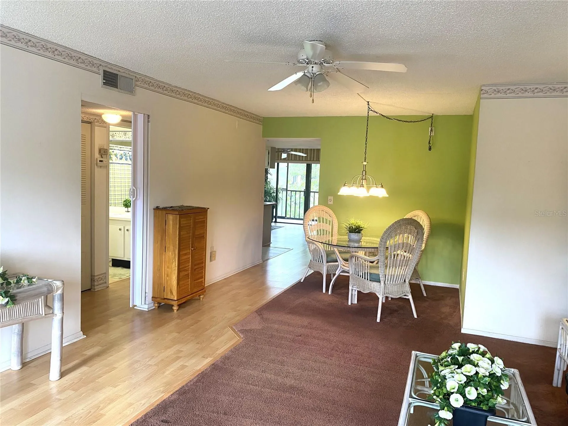 425 30th Avenue W Bradenton FL 34205