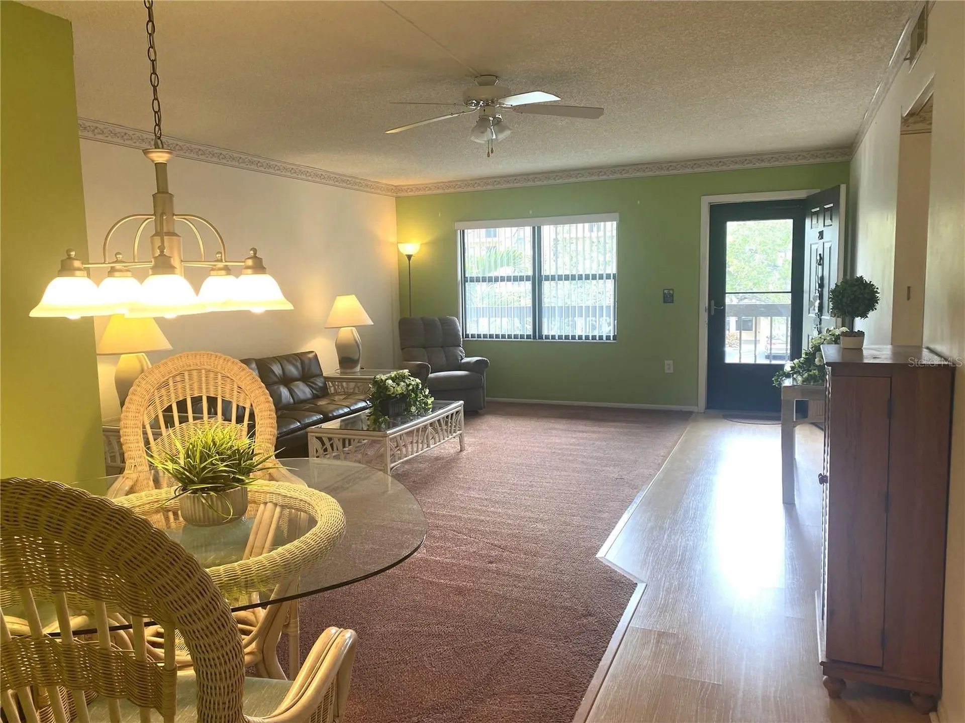 425 30th Avenue W Bradenton FL 34205