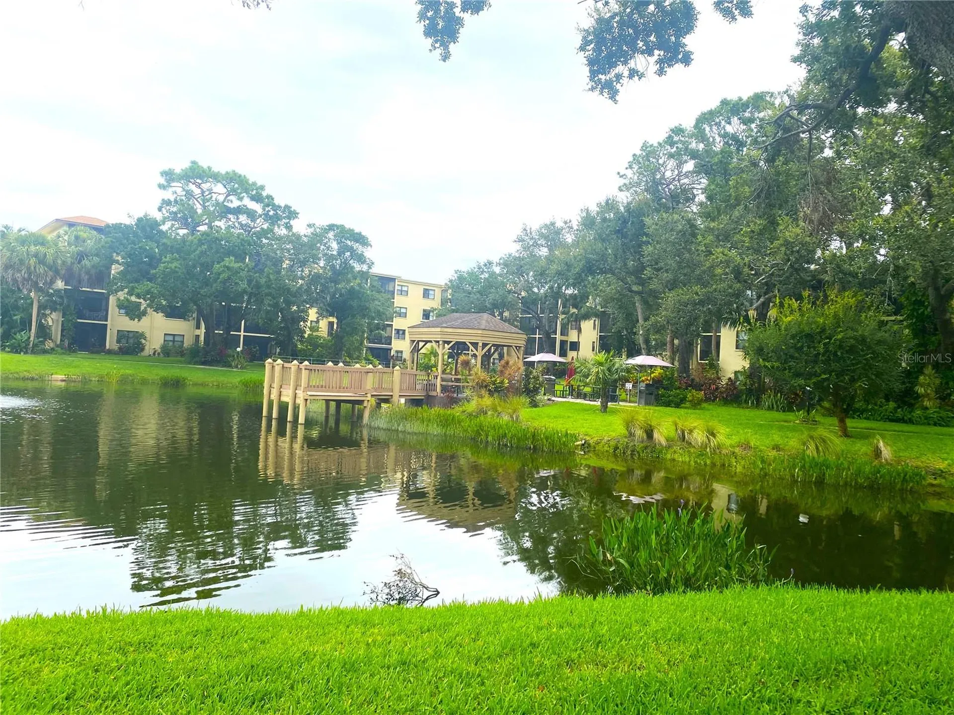 425 30th Avenue W Bradenton FL 34205
