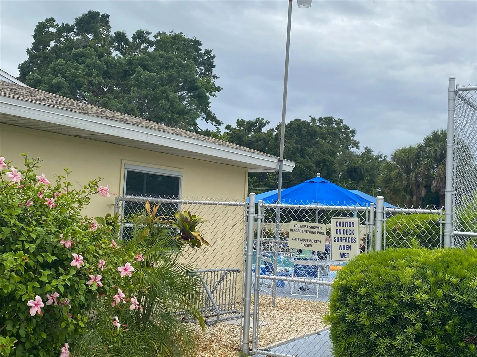 425 30th Avenue W Bradenton FL 34205