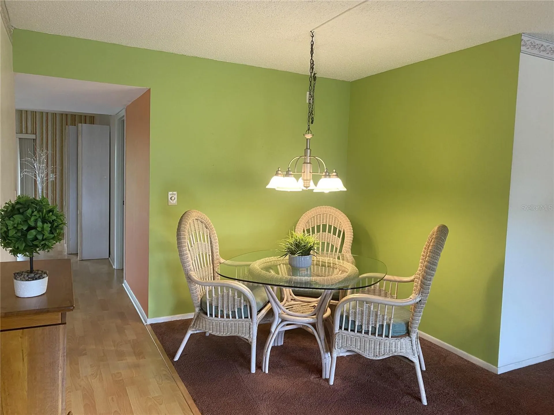 425 30th Avenue W Bradenton FL 34205