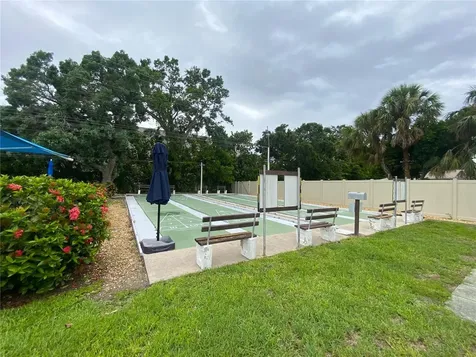 425 30th Avenue W Bradenton FL 34205