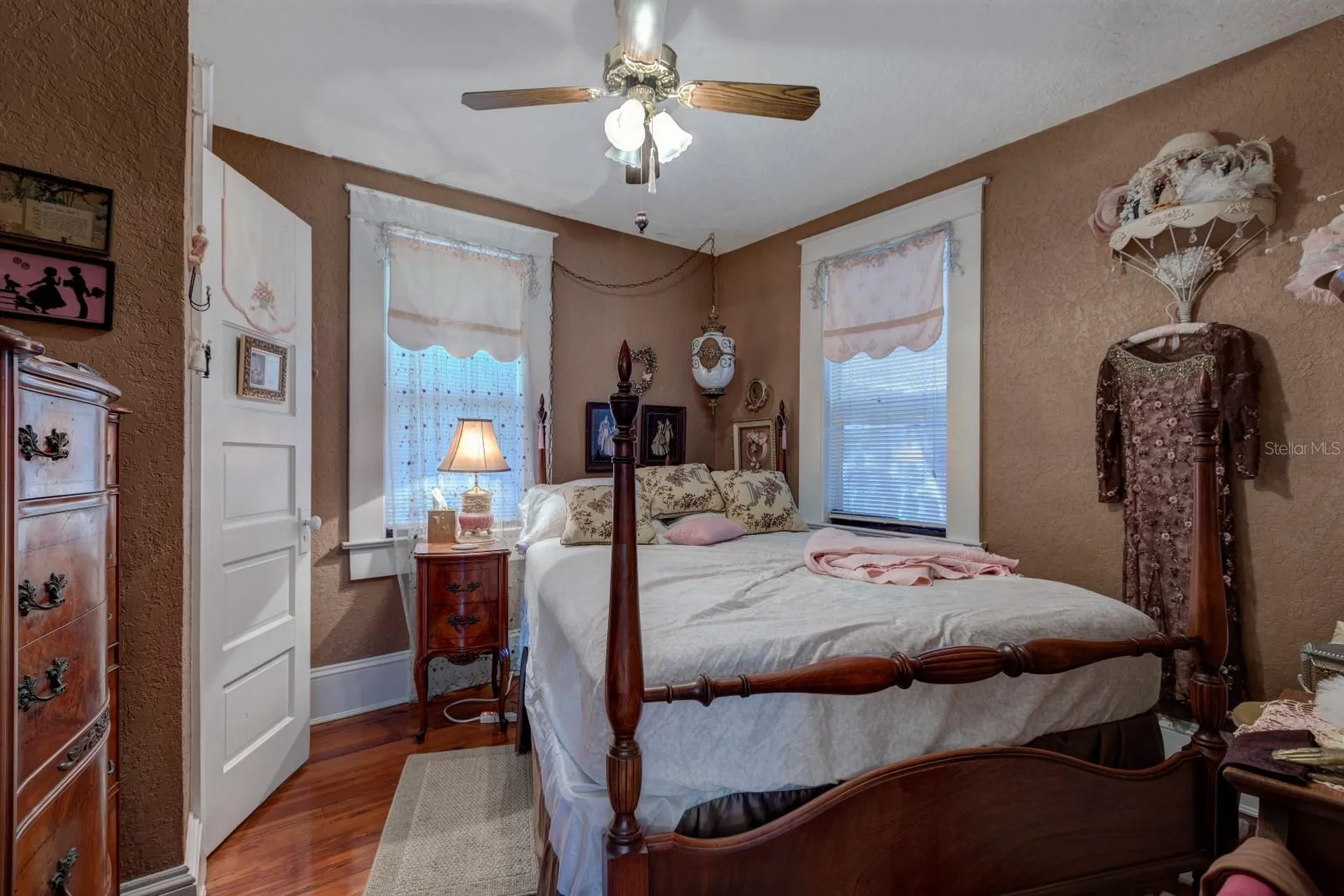 401 E 9th Avenue Mount Dora FL 32757