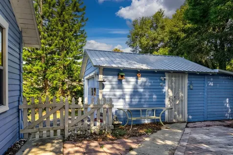 401 E 9th Avenue Mount Dora FL 32757