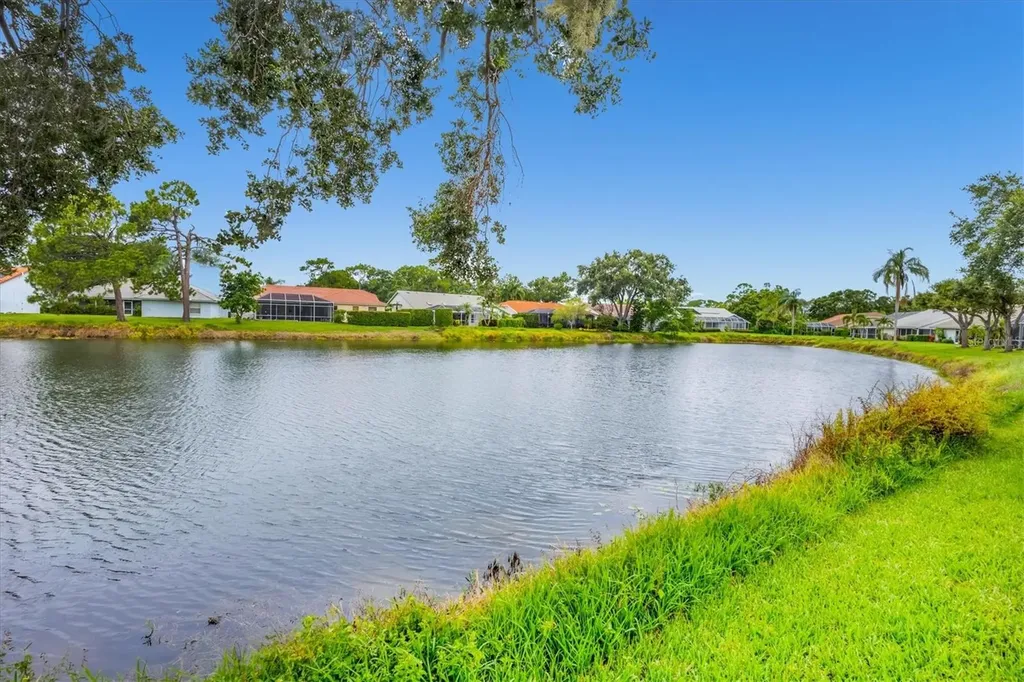 5766 Beaurivage Avenue Sarasota FL 34243