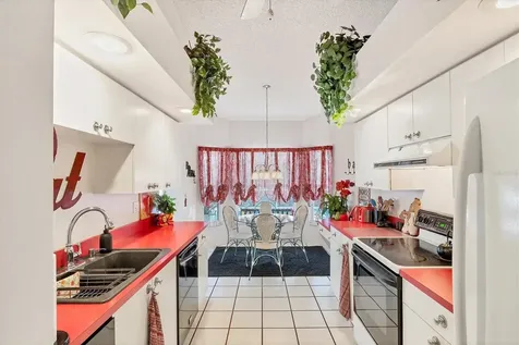 5766 Beaurivage Avenue Sarasota FL 34243