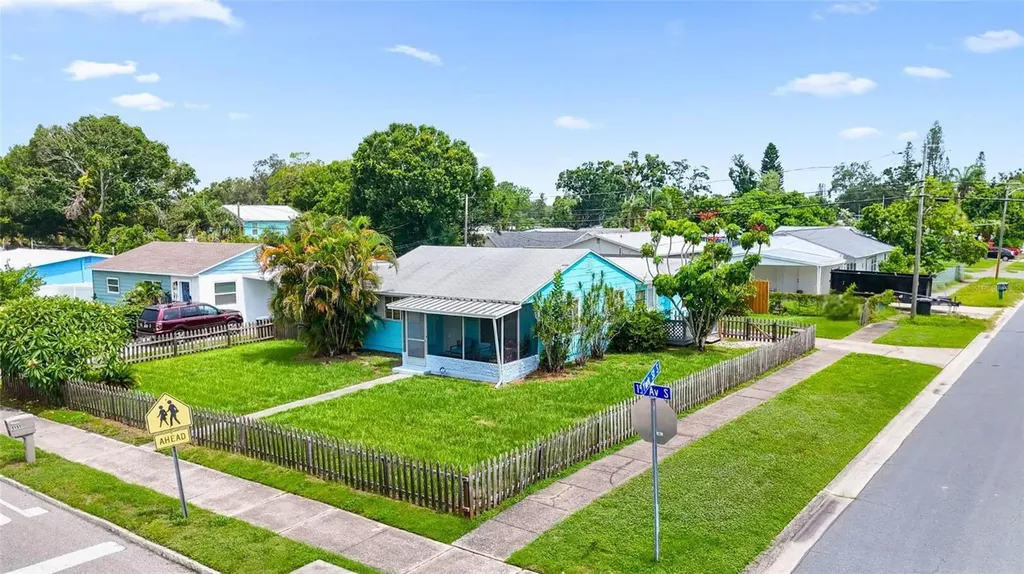 5131 15th Avenue S Gulfport FL 33707