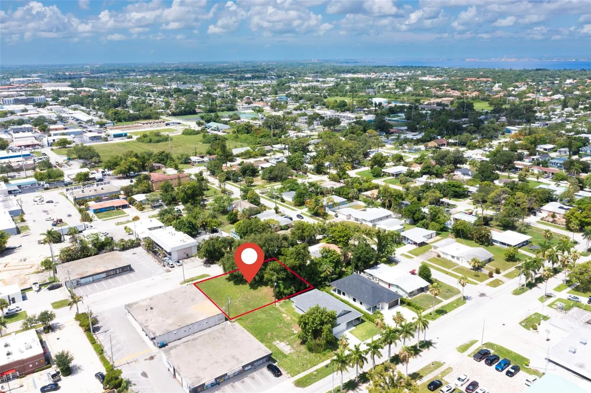 1925 Suwanee Avenue Fort Myers FL 33901