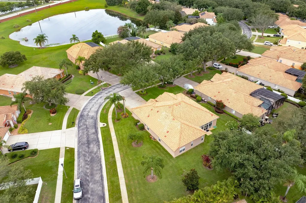 6631 Crestmont Glen Lane Windermere FL 34786