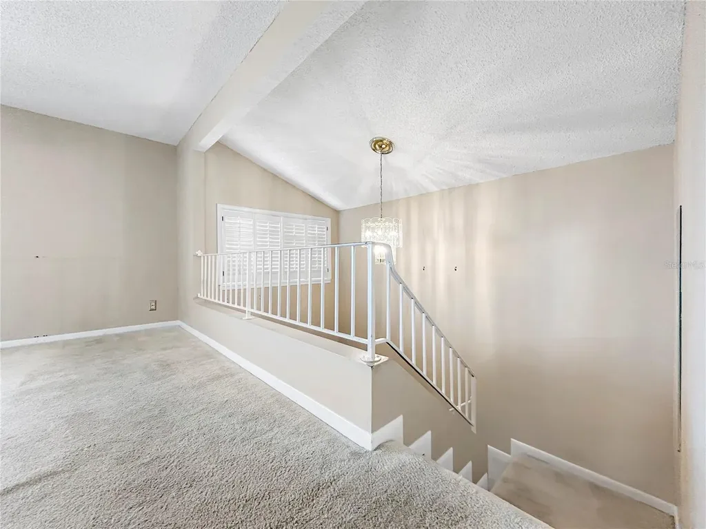3265 40th Way S St Petersburg FL 33711