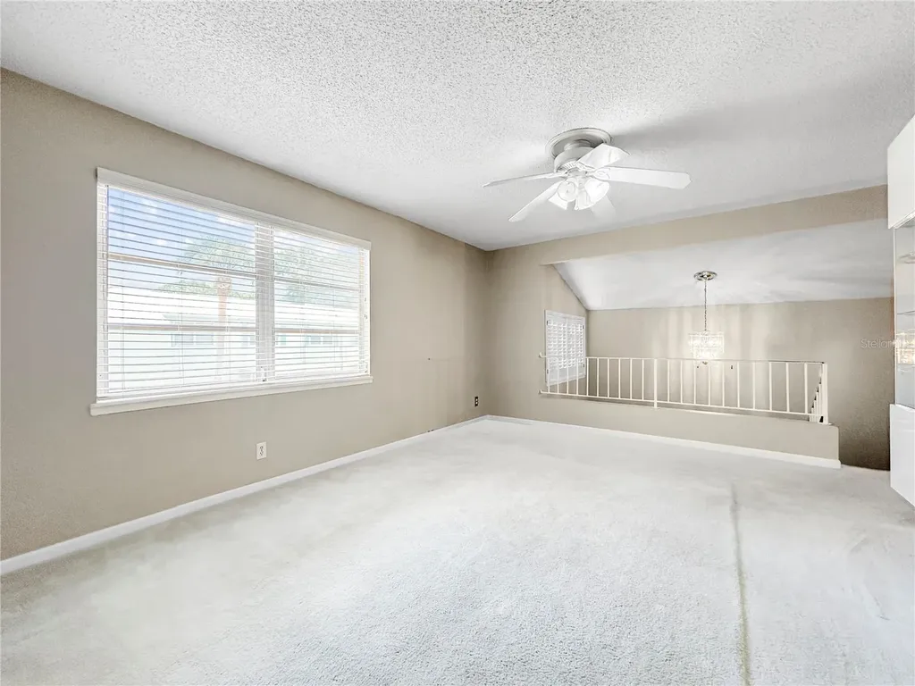 3265 40th Way S St Petersburg FL 33711
